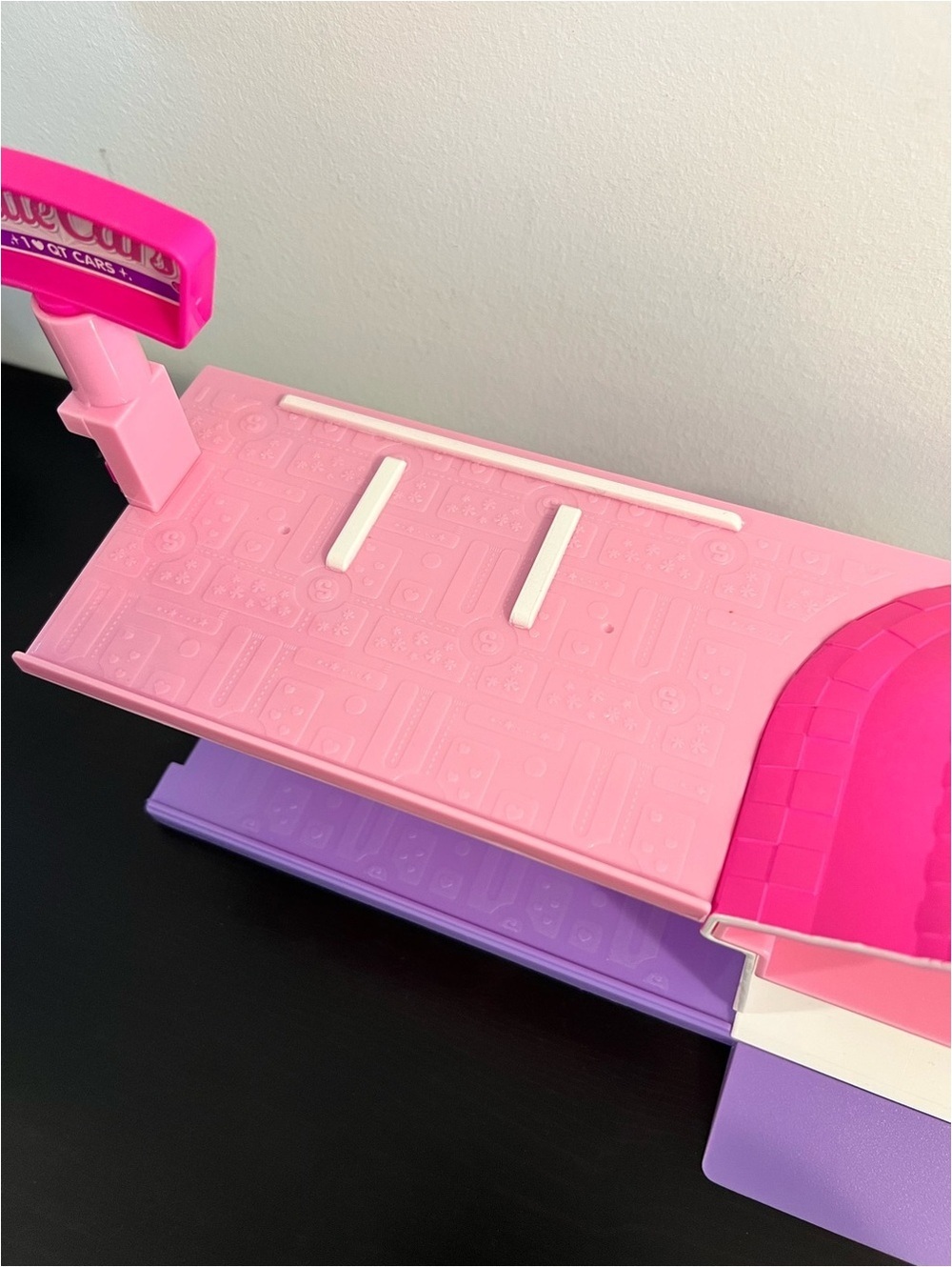 Cutie Cars Ice Cream Shop Playset Pink Purple Mini Garage Toy - Picture 7 of 8